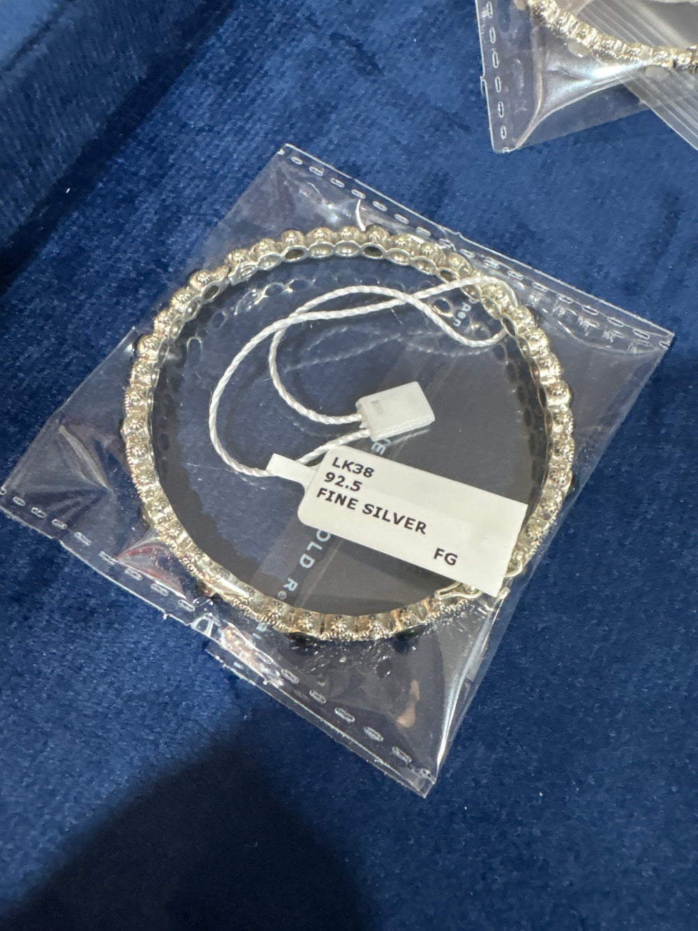 Women's Stiff Bracelet