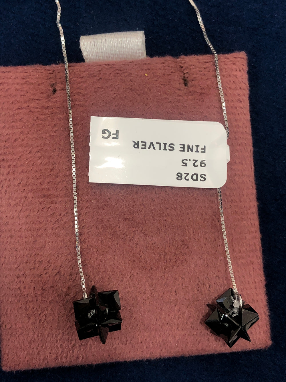 SAME EARRINGS BOX 40