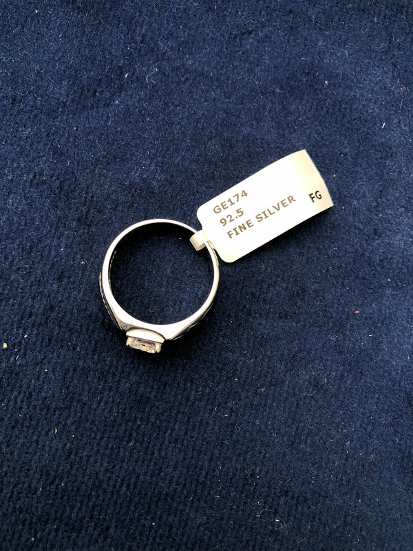 Man’s rings box 17