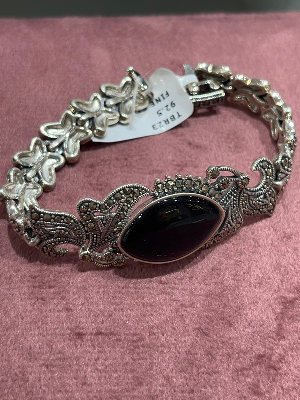 Women's bracelet