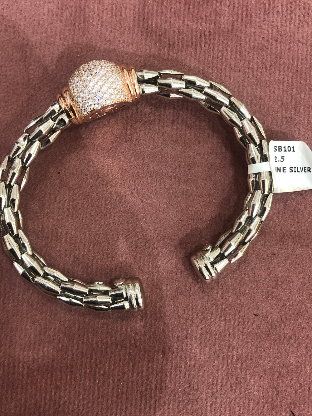 Women's Stiff Bracelet