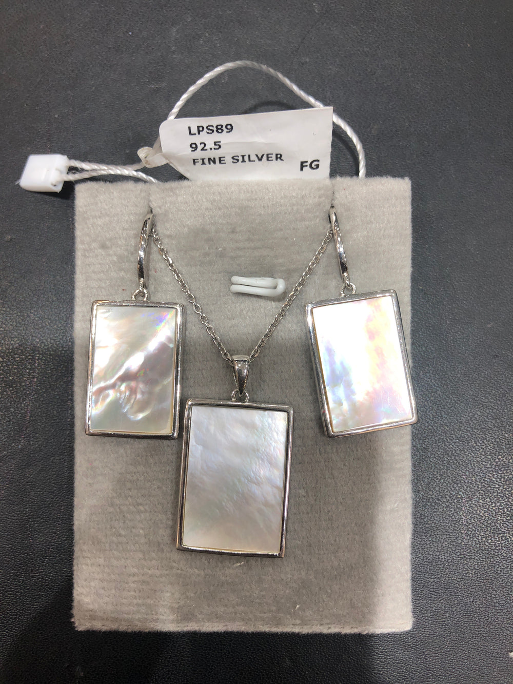 Women's Pendant sets