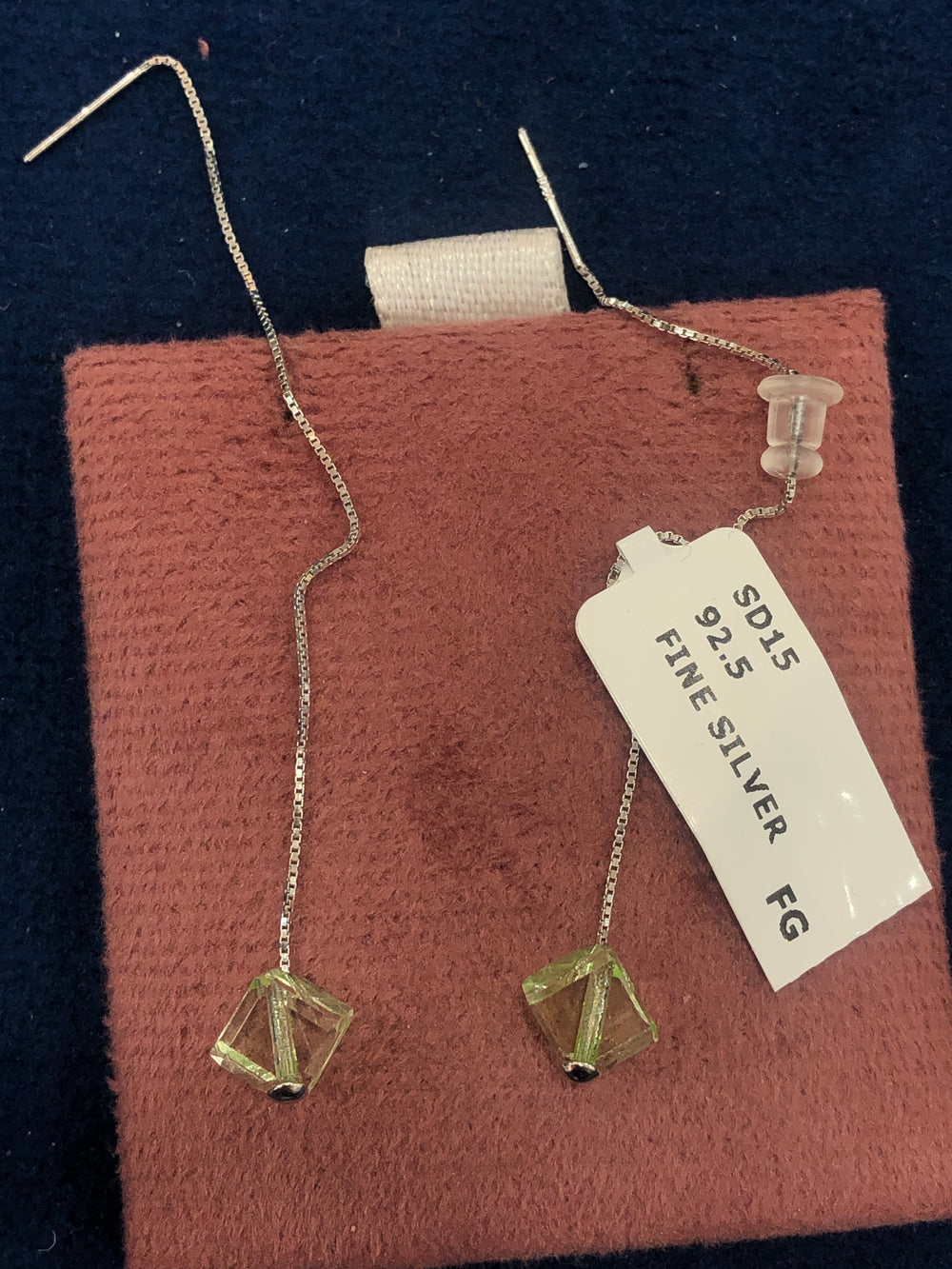 SAME EARRINGS BOX 40