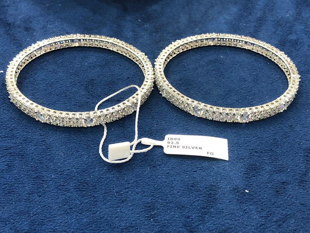 WOMEN'S BANGLES
