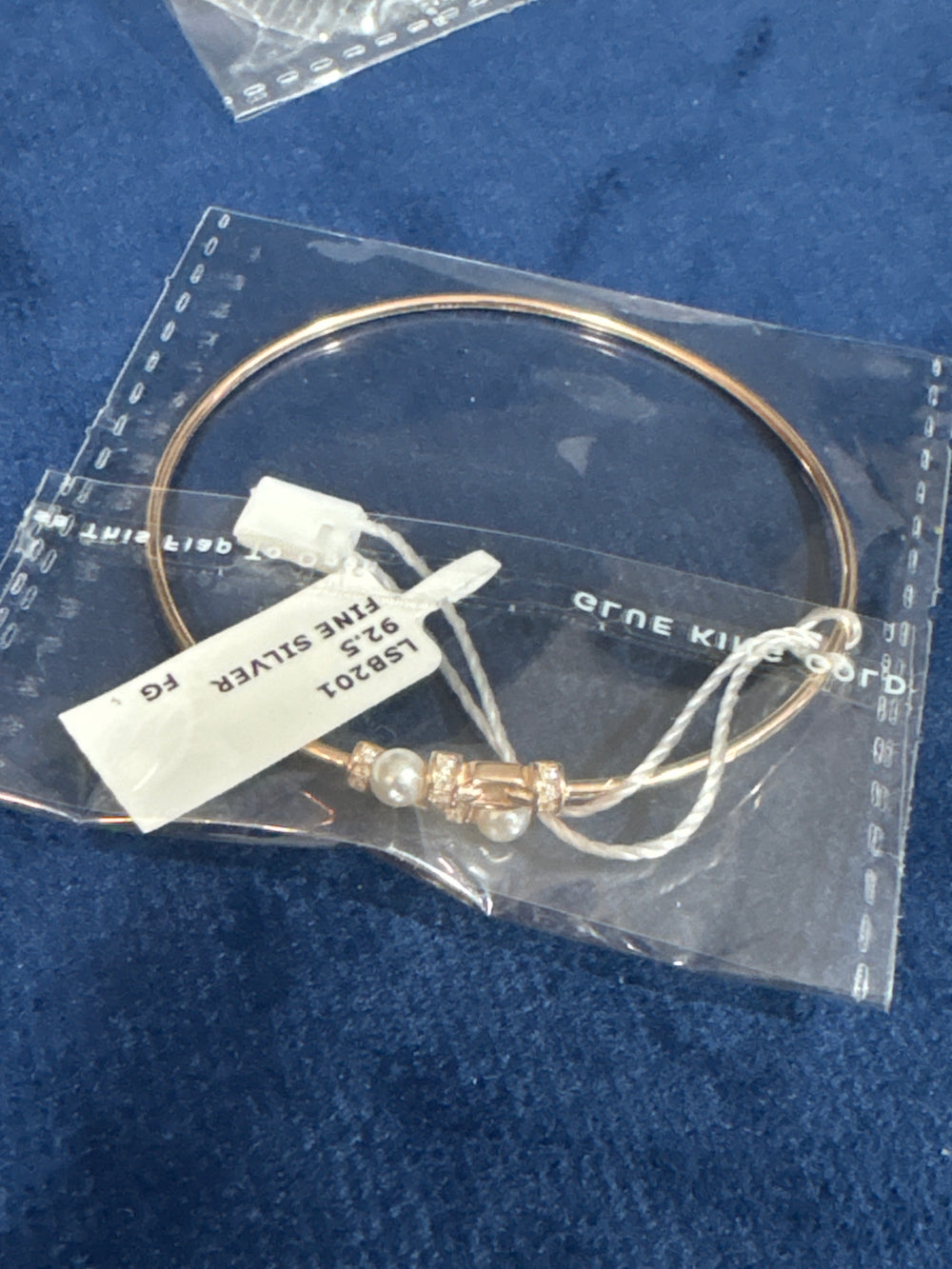 Women's Stiff Bracelet