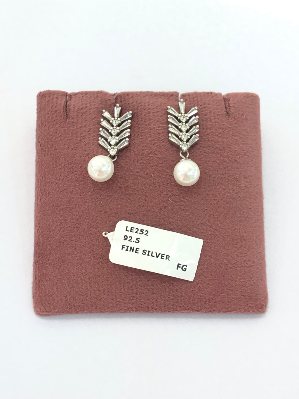 LADIES EARRINGS