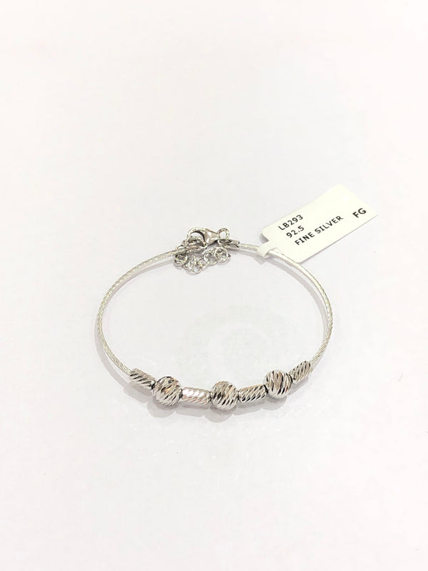 Women's bracelet
