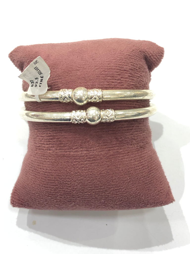 Women bangle