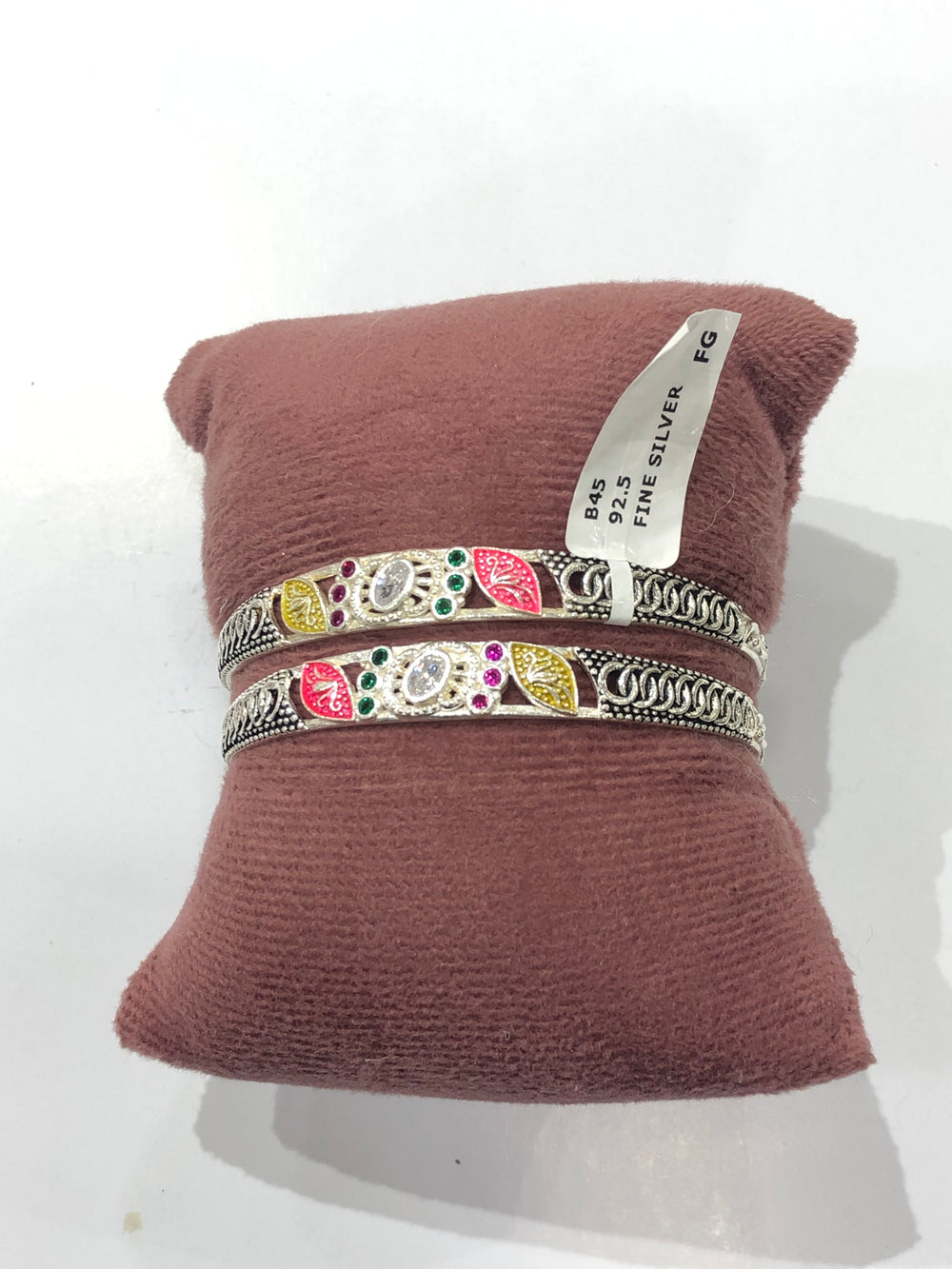 WOMEN'S BANGLES