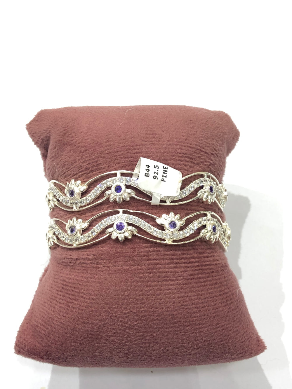 WOMEN'S BANGLES