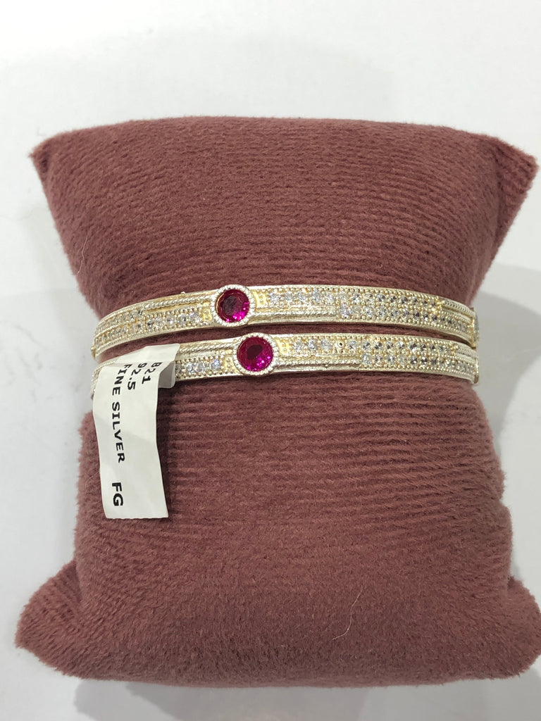 Women bangle