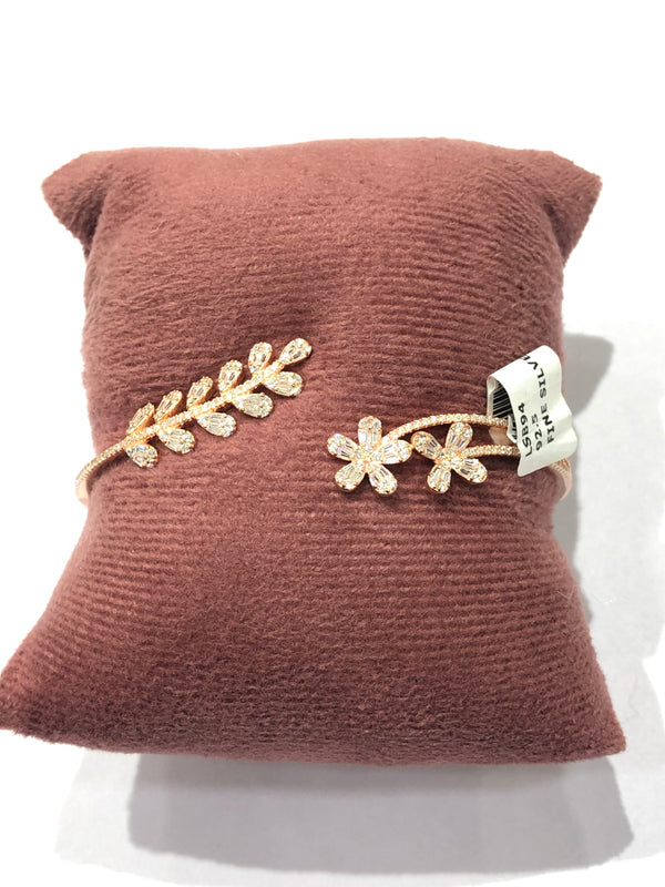 Women bangle