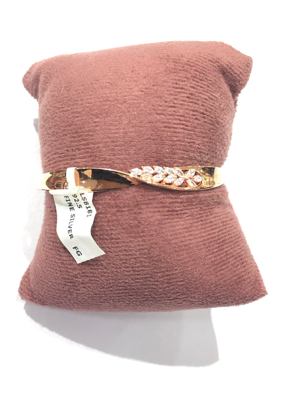 Women bangle