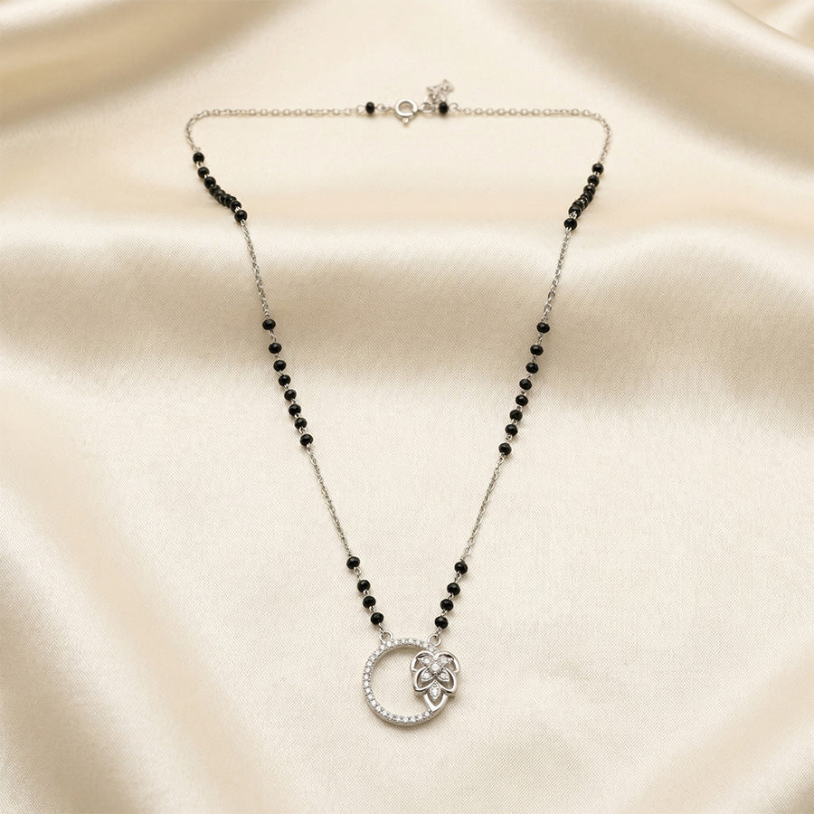 Flaneur 925 Silver Circular Halo Leaf Mangalsutra with Black Beads - Flâneur Global® | FG | 925 Fine Silver Jewelry & Accessories
