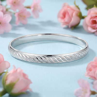 Engraved Serpent-Scale Silver Kada