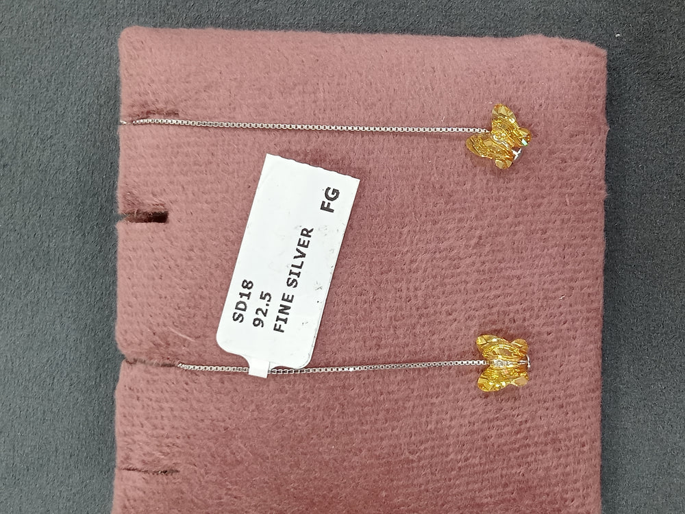 SAME EARRINGS BOX 40